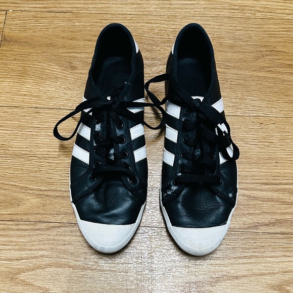 Adidas black and white leather lace up sneakers. - Picture 2 of 14